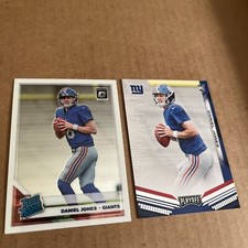 DANIEL JONES RC 2019 Optic #154 & Playoff #202 New York Giants Football (c7)