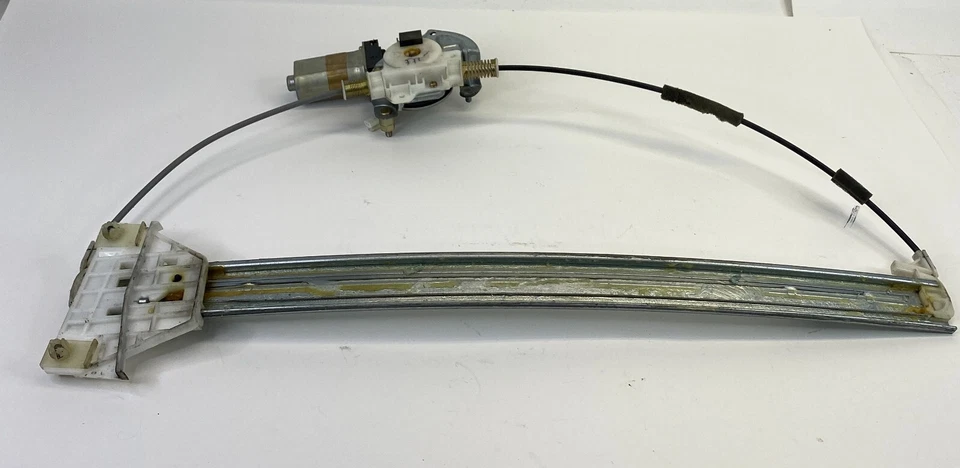 2000 - 2006 年马自达 MPV 右前门电源窗电机和调节器 原始设备制造商 — 第 2/4 张图片