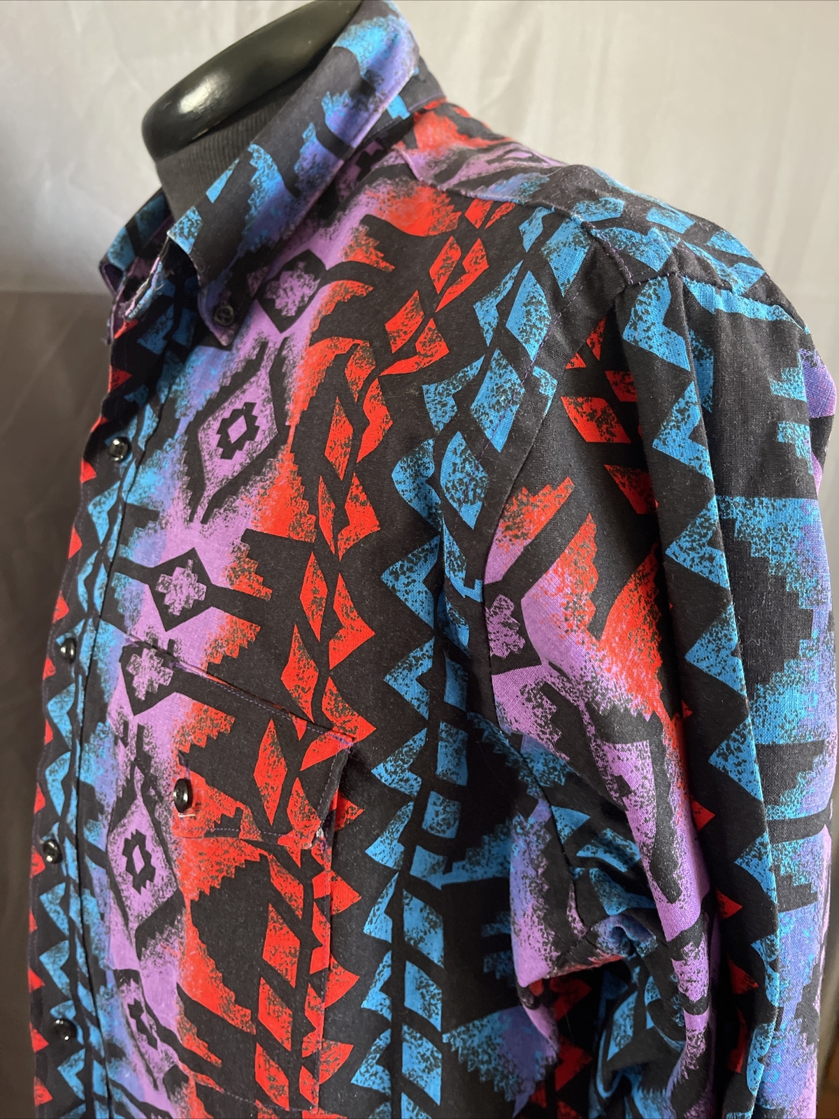 Vintage Wrangler Cowboy Cut Regular Fit X-Long Tail Shirt Aztec Abstract Neon image 6