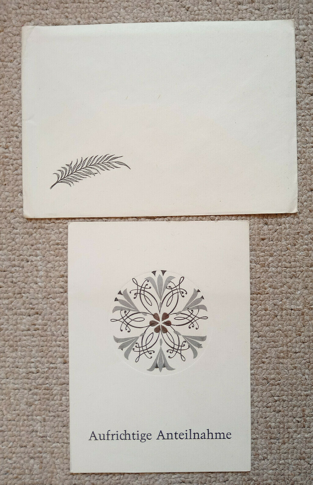DDR Klappkarten Aufrichtige Anteilnahme ohne Innentext ungelaufen mit Kuvert B13