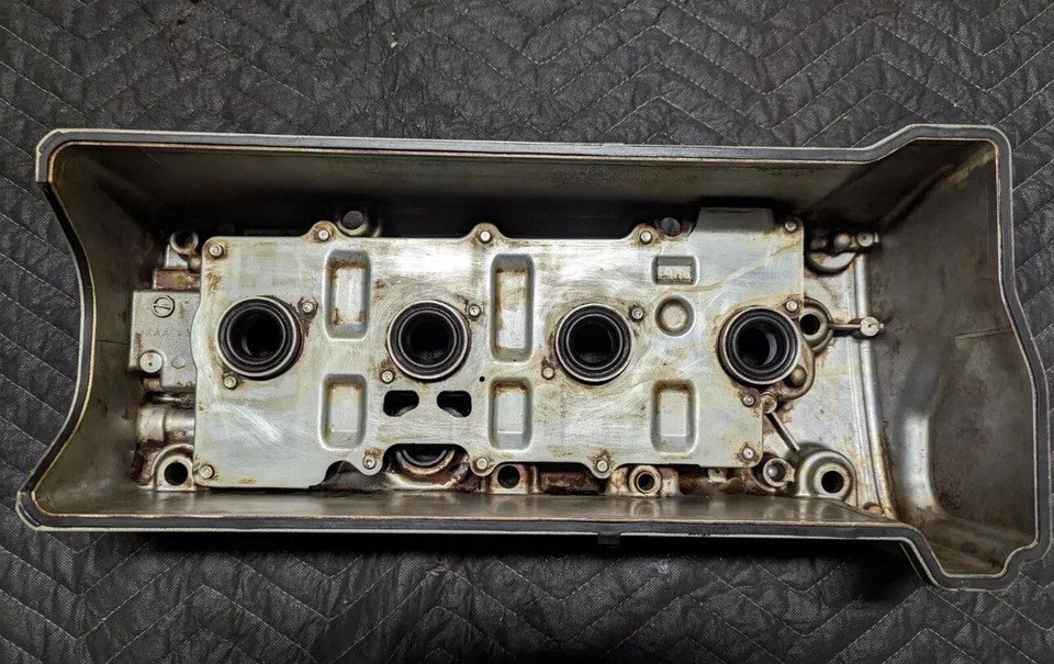 HONDA ACURA OEM VALVE COVER K20Z3 K24A2 K24A4 K24A2 CRV CIVIC RSX TSX ACCORD #2 - Image 3 of 3