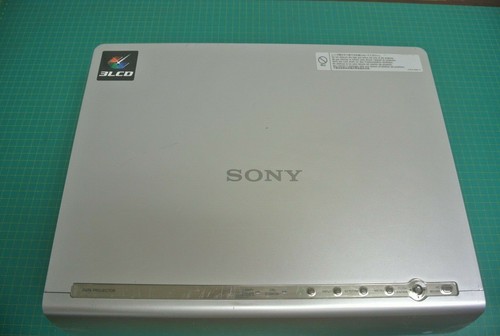 Sony VPL-CX150 3LCD Projector - Picture 3 of 7
