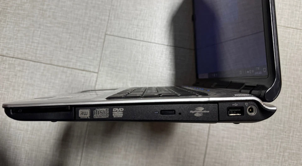 Notebook HP PAVILLION DV6500 Processore Intel Core 2 Duo T5450, 2 GHz CNF74828KJ - Immagine 4 di 4