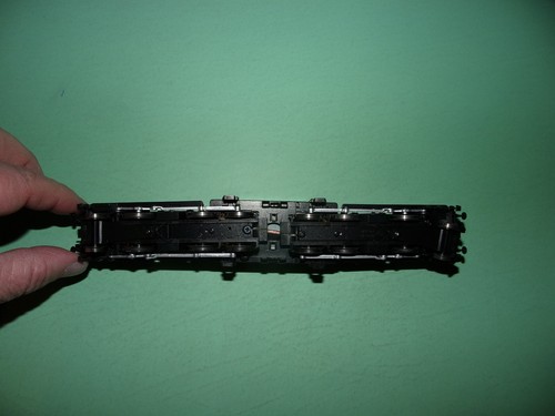 ROCO Electric Locomotive Ce 6/8 II CROCODILE Red SBB 63523 NEW and RARE - Picture 6 of 7