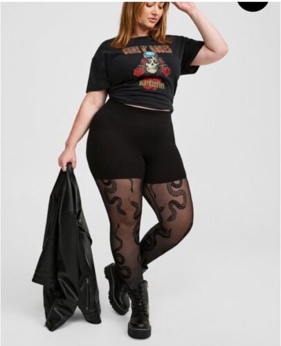 TORRID Black Leggings Sliding Snakes Full length Stretch Size 1 Color Black