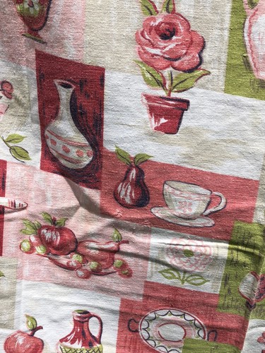 Vintage Kitchen Tablecloth Fringe Pink Green White Fruit Flowers 32” x 35” - Picture 4 of 5