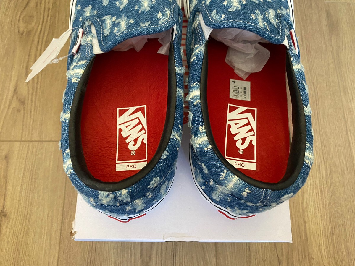 Supreme × Vans Slip-On Hole Punch Denim Vans Slip-On Supreme Hole Punch Denim Blue Men's
