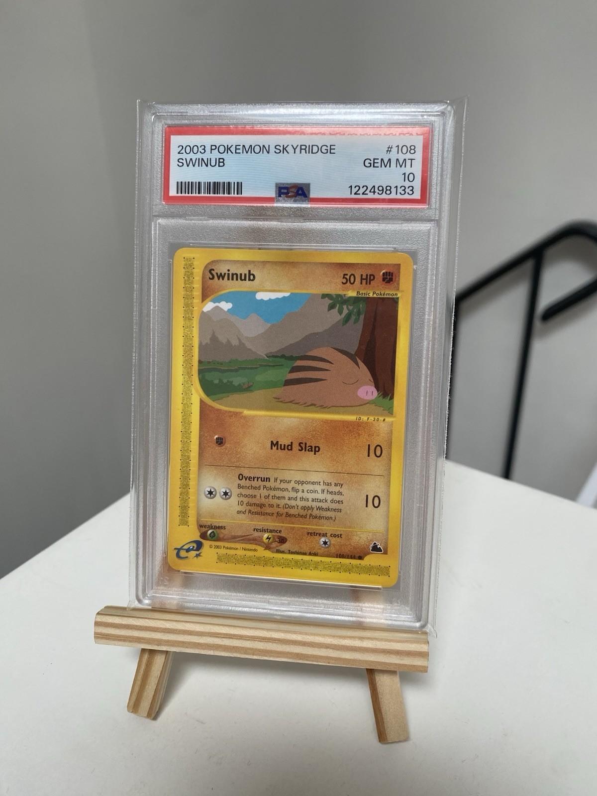 Pokemon Skyridge Swinub 108/144 Psa 10 Low Pop 28