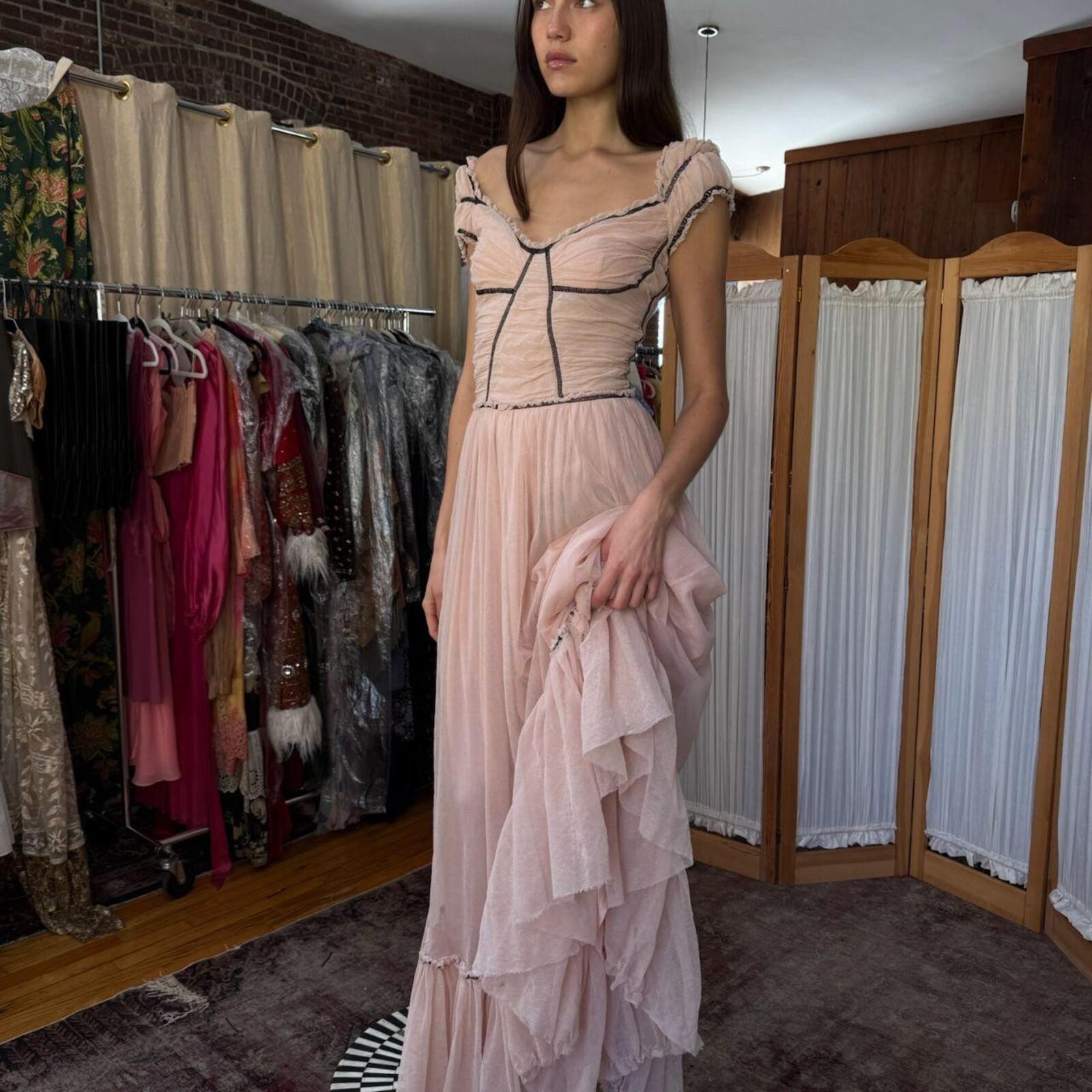 Dolce and Gabbana romantic gown image 3