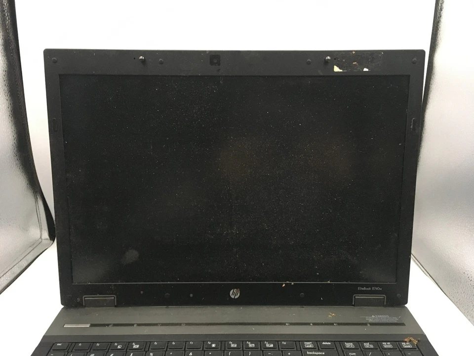 HP ELITEBOOK 8740W - FOR PARTS/NO POWER - INTEL I5 1ST GEN - NO RARM - READ - BB - Image 2 of 4