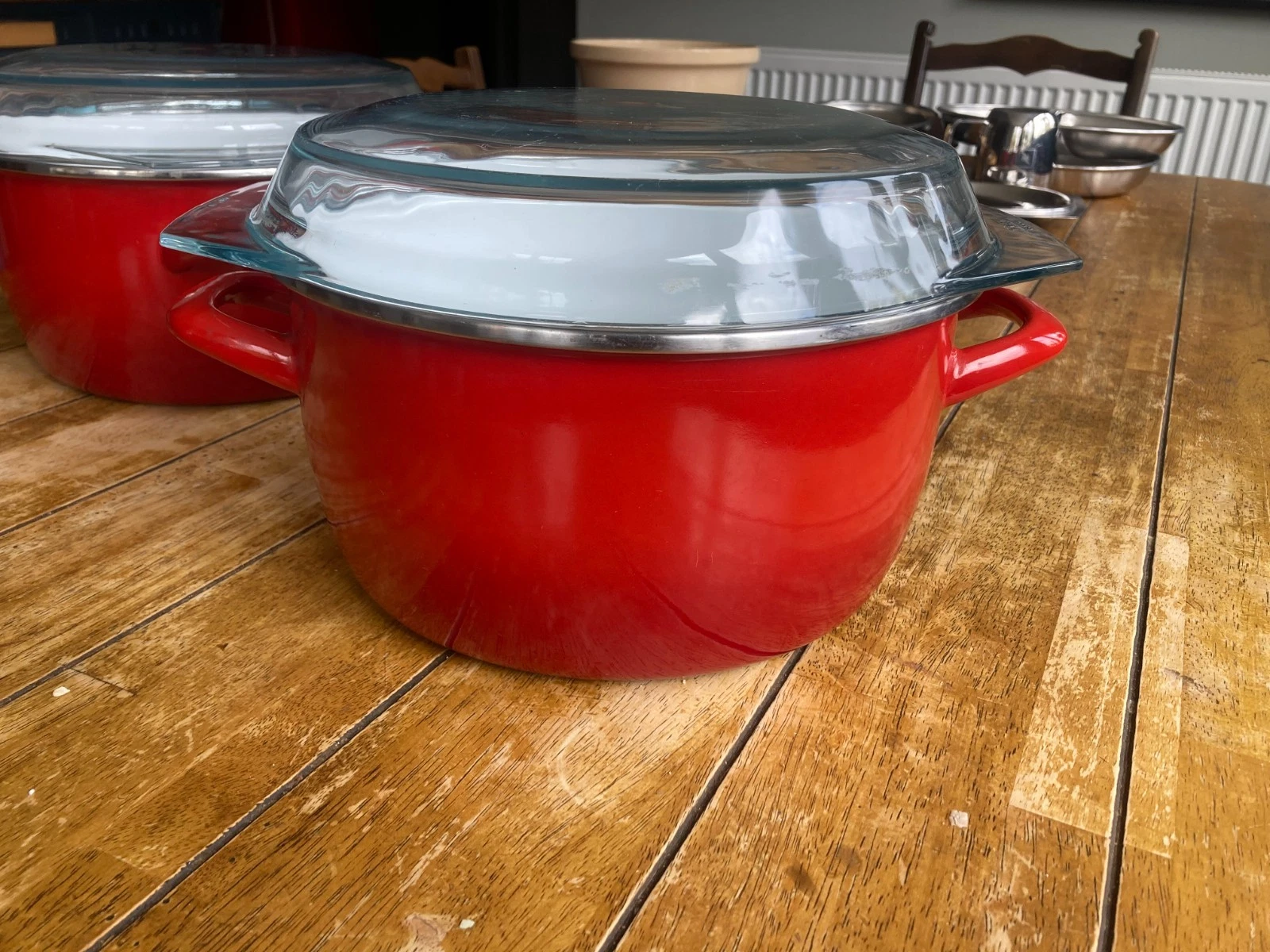 Red Enamel Stock Pot Pyrex Glass Lid Large 25 cm diameter x 13 cm
