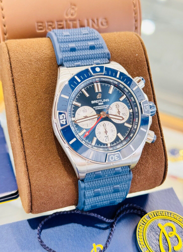 Breitling Super Chronomat B01 AB01361 44mm Cadran Bleu Boîte Montre / Papier - Photo 1 sur 13