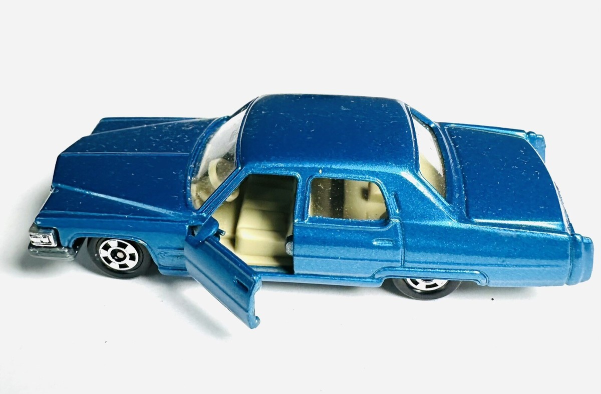 Vintage 1976 Tomica Blue Cadillac Diecast Car 1:77 Scale