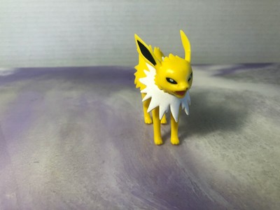 jolteon figure
