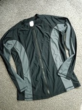 Ladies /Teens zip up light weight sports /activewear top. Medium. Bnwt
