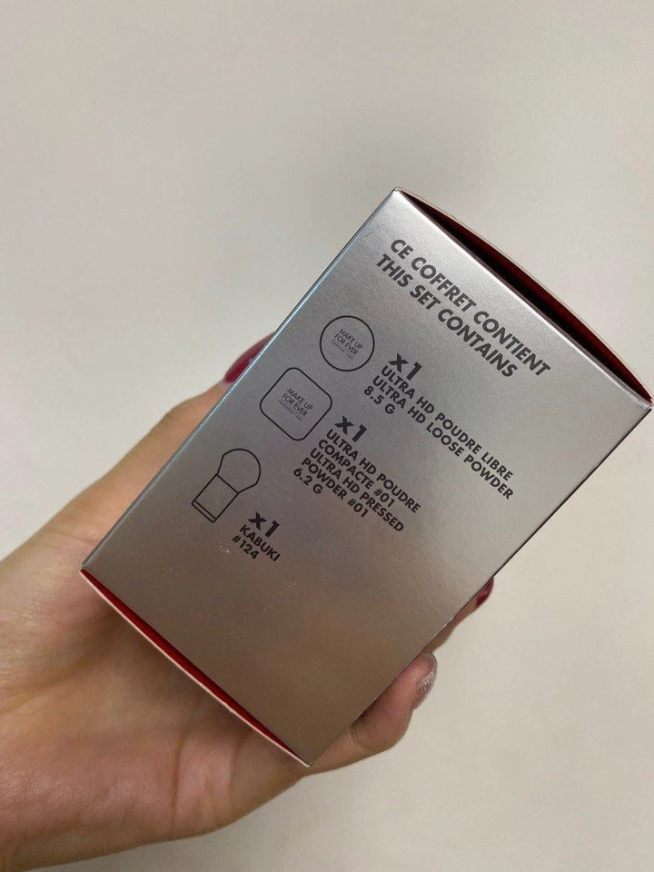 Free Shipping ✨Make Up For Ever Kit Ultra HD Loose+Pressed Powder+Brush Set - Image 3 of 4