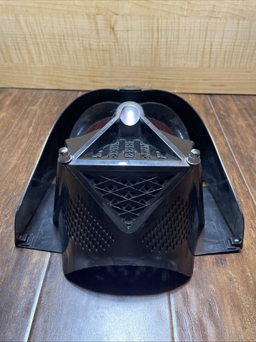 2013 Star Wars Hasbro Darth Vader Adjustable talking Mask - Picture 2 of 6