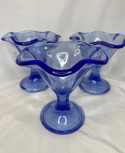 Lot 3 Vintage Italy Blue Glass Sundae Ice Cream Custard Dessert Cups Glasses Set - Picture 1 of 5