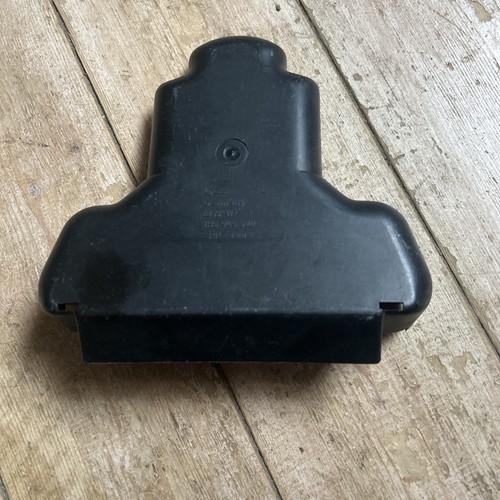 VW Golf 3 + Golf 3 Cabrio Original Abdeckung Rücklicht Links Rechts VW 1H6945520