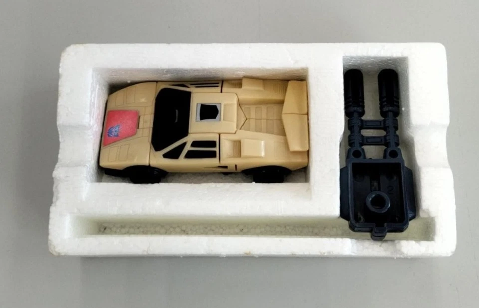 Takara Transformers G1 D-51 Breakdown Action Figure Vintage Stunticon Robot Toy - Image 4 of 4