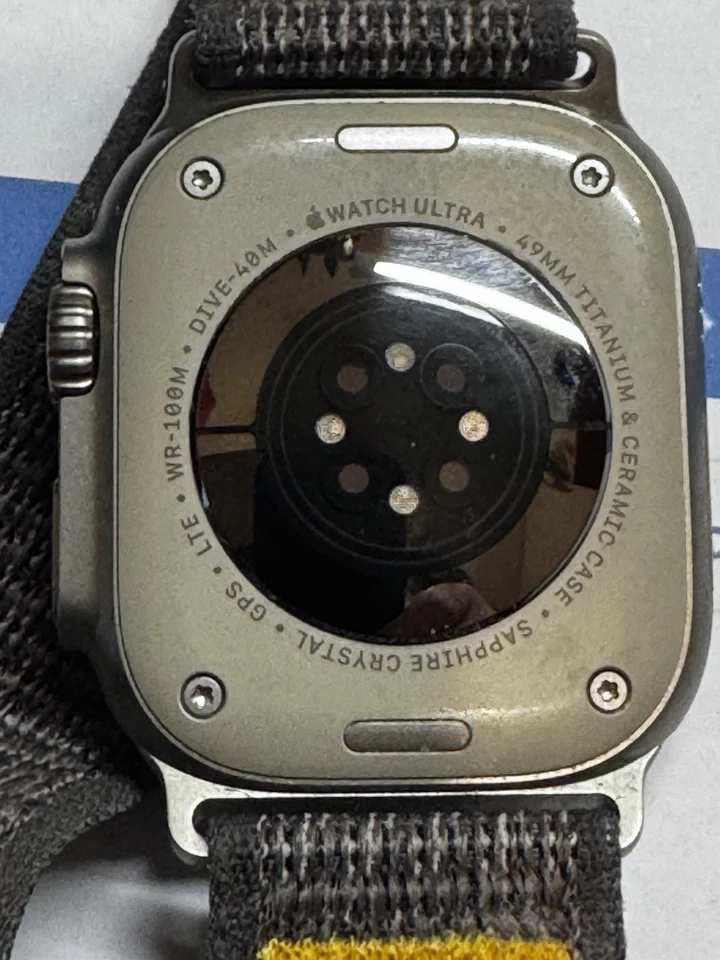 Apple Watch Ultra, photo 2 sur 5