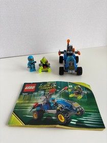 LEGO Alien Conquest Battle Lot: 7051 Tripod Invader & 7050 Alien Defender