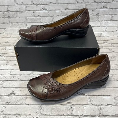 Hush Puppies Women s Alter Pump Women 7.5 M Slip On Leather Brown