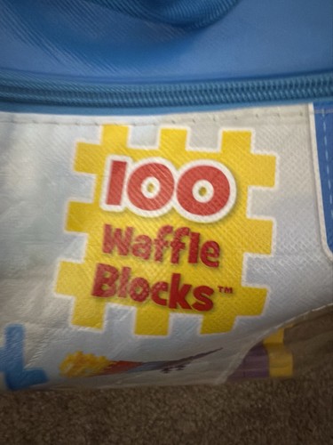 100 Pc Little Tikes wee Waffle Blocks Bag Complete W Idea Book - Picture 16 of 17