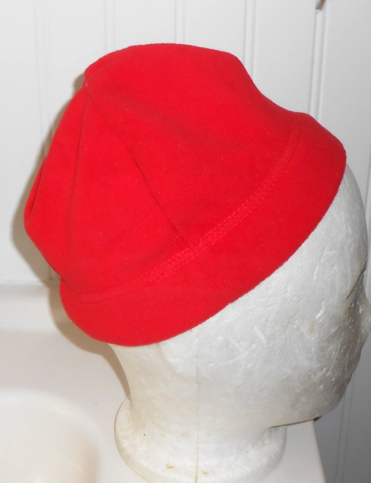 GIRLS OLD NAVY RED POLAR FLEECE BEANIE CAP HAT - ONE SIZE