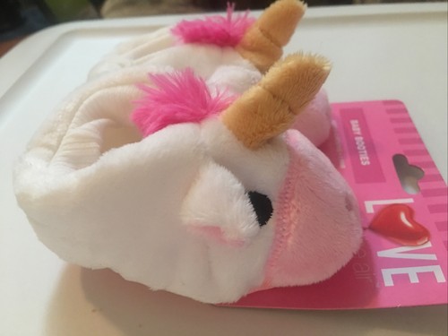 Valentine Unicorn Baby Booties Infant 0-6 M White Plush Embroidered Padded NEW - Picture 9 of 12