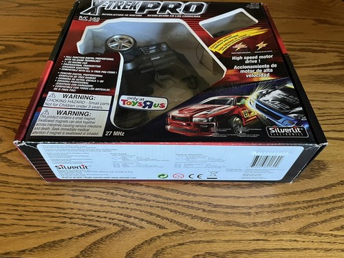 SILVERLIT X-TREK PRO 1:60 REMOTE CONTROL CARS AND TRACK SET. TOYS-R-US 2008 NEW. - Picture 12 of 19