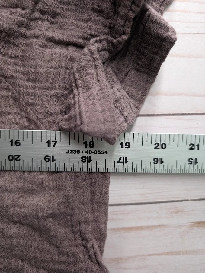 Blusa Maurices Talla Mediana Púrpura Botón Algodón Guaze Cuello en V Manga Corta Foto 4 de 4