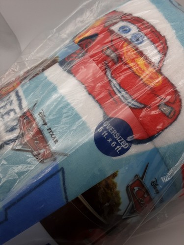 Disney Pixar CARS Lightning McQueen 5x6' Oversized THROW BLANKET The Big One NEW - Picture 3 of 6