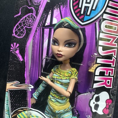cleo.  Monster High 1st Wave Original Cleo De Nile Doll Replacement