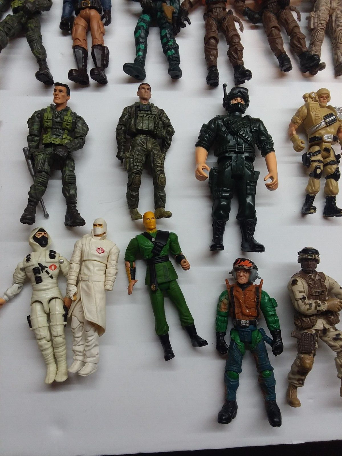 Various Chap Mei/ Gi Joe Action Figure army men.