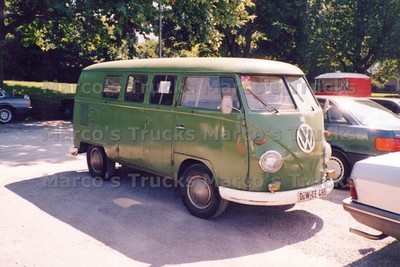 LKW Foto Volkswagen Type 2 T1 Minibus Deutschland grün #o5sa