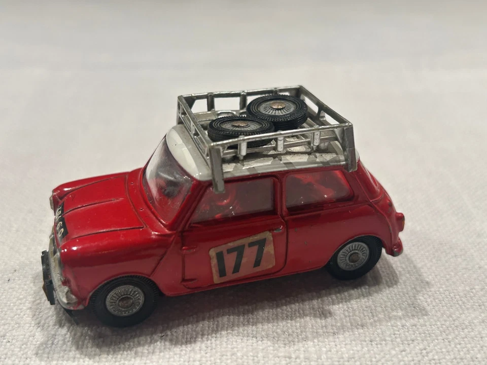 Corgi Toys Austin Mini Cooper "S", Made in England, 50-60 Jahre - Bild 2 von 4