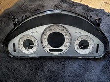 Mercedes W211 E-Klasse Kombiinstrument Tacho Mercedes W211 E-Klasse Kombiinstrument Tacho