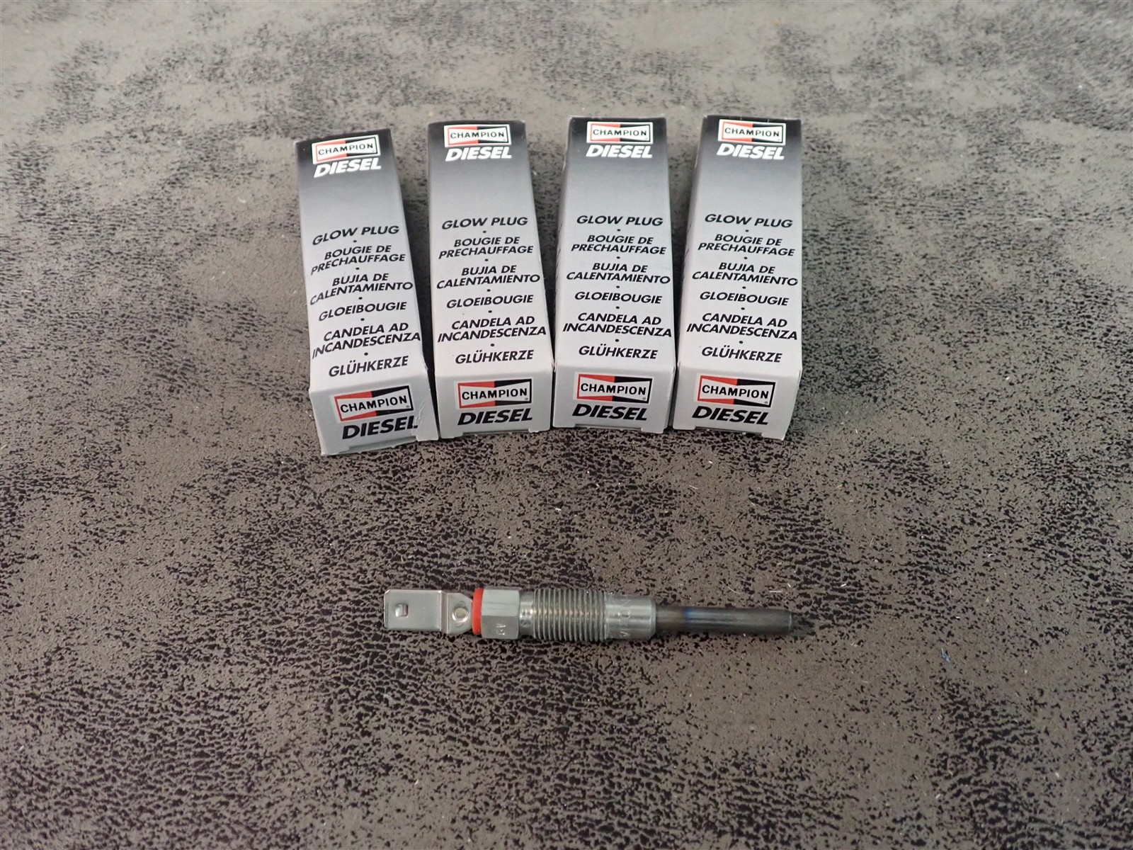 Set of 4 NEW Champion 180 CH80 Diesel Glow Plugs BN141