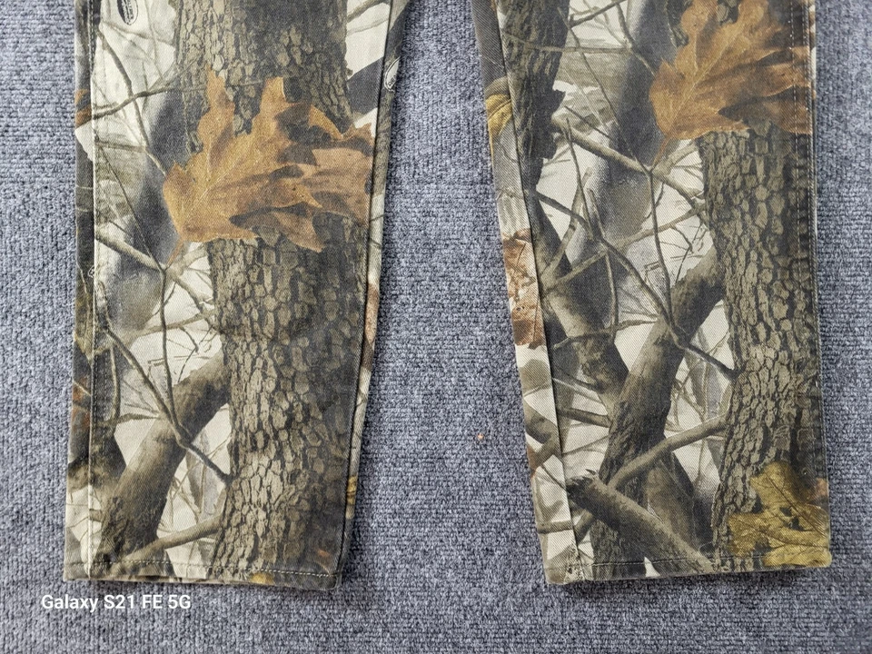 Wrangler Pro Gear Hunting Jeans Mens 33x30 Realtree Camo 5 Pocket Straight Fit - Image 3 of 4