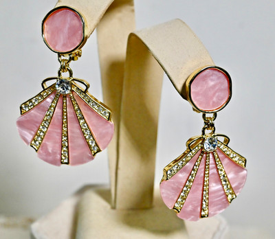 New $100 HEIDI DAUS Sea Shell Tastic MOP Crystal Enamel Drop Earrings Clip-On