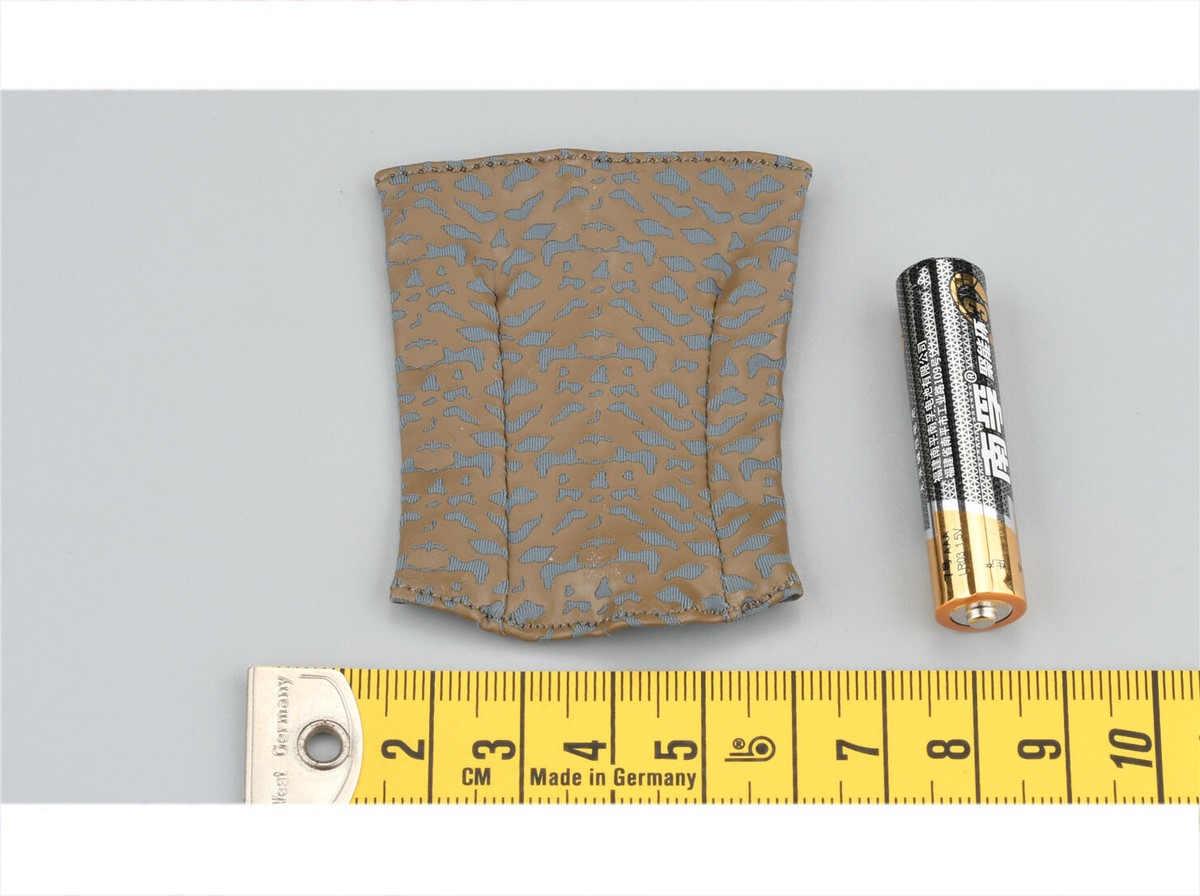 ウェア CLARK37 552990_LEPP_LS_ZWP?$xl$&wid=