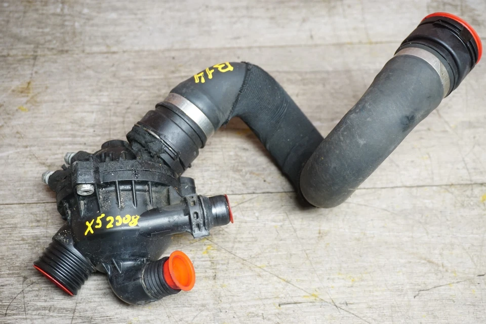 2007-2010 BMW X5 E70 3.0L L6 CAIXA DE TERMOSTATO LÍQUIDO DE ARREFECIMENTO A GÁS COM TUBO 100K FABRICANTE DE EQUIPAMENTO ORIGINAL* - Imagem 3 de 4