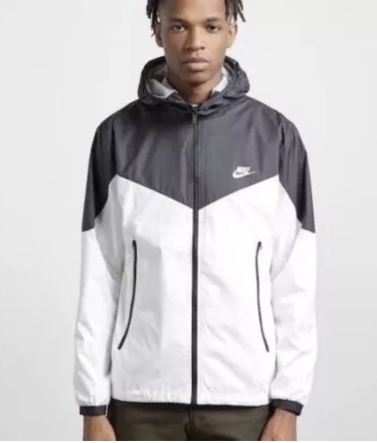 GQ1801◇NIKE : SE FILL DOWN JACKET◇L◇黒/白 GQ1801◇NIKE : SE FILL DOWN JACKET◇L◇黒/白 ナイキ