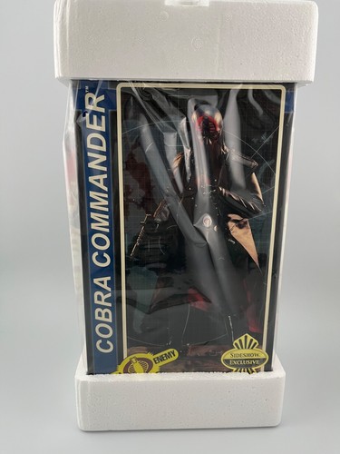 Gi Joe Sideshow Collectibles 12 Inch Deluxe Action Figure Cobra Commander
