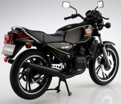 2025 Aoshima - Yamaha RZ250 Black 1:12 Scale Diecast Bike | eBay