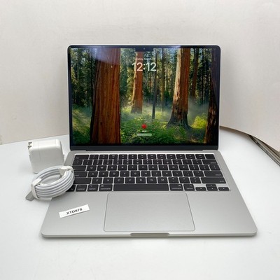 Apple MacBook Air 13'' 2025 - M4 16GB RAM 256GB SSD - Silver A3240 - Open Box