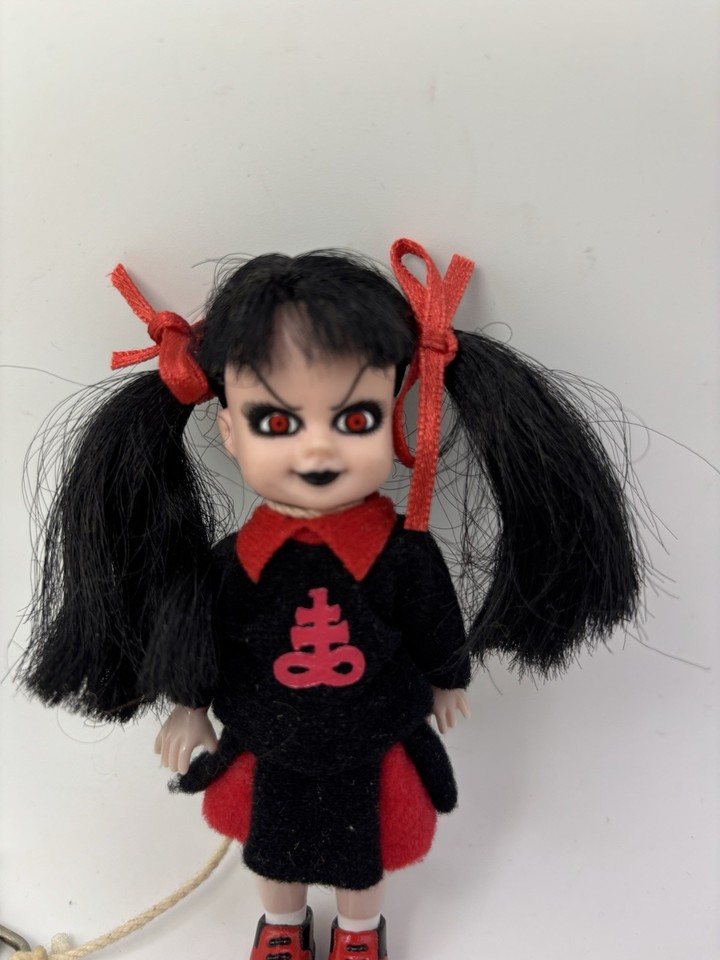 Living Dead Dolls 2001 Series 2 Minis Kitty Doll Loose Noose Mezco living-dead-dolls-2001-series-2-minis-kitty-doll-loose-noose-mezco