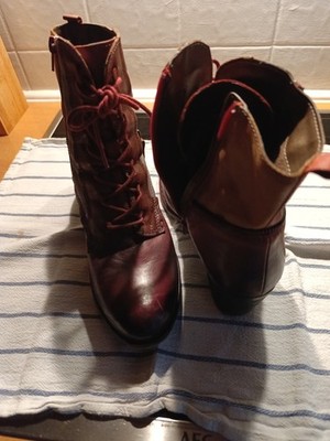Stiefelette