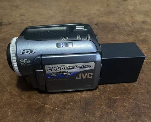JVC Everio GZ-MG20U 20GB Hard Disk Drive 25x Optical Zoom Camcorder Video Camera - Picture 2 of 8